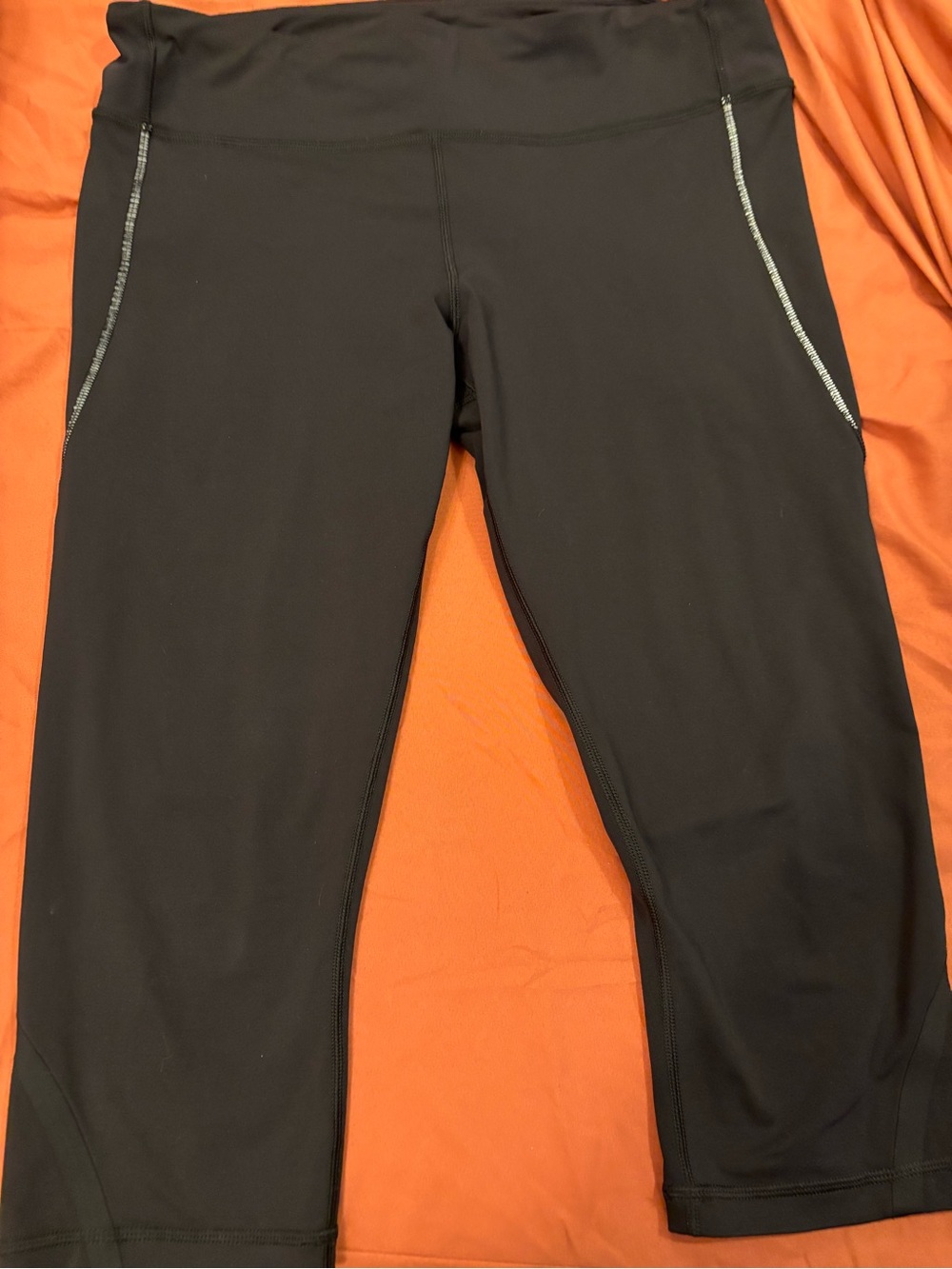 lululemon athletica Black Cropped Athletic Leggings